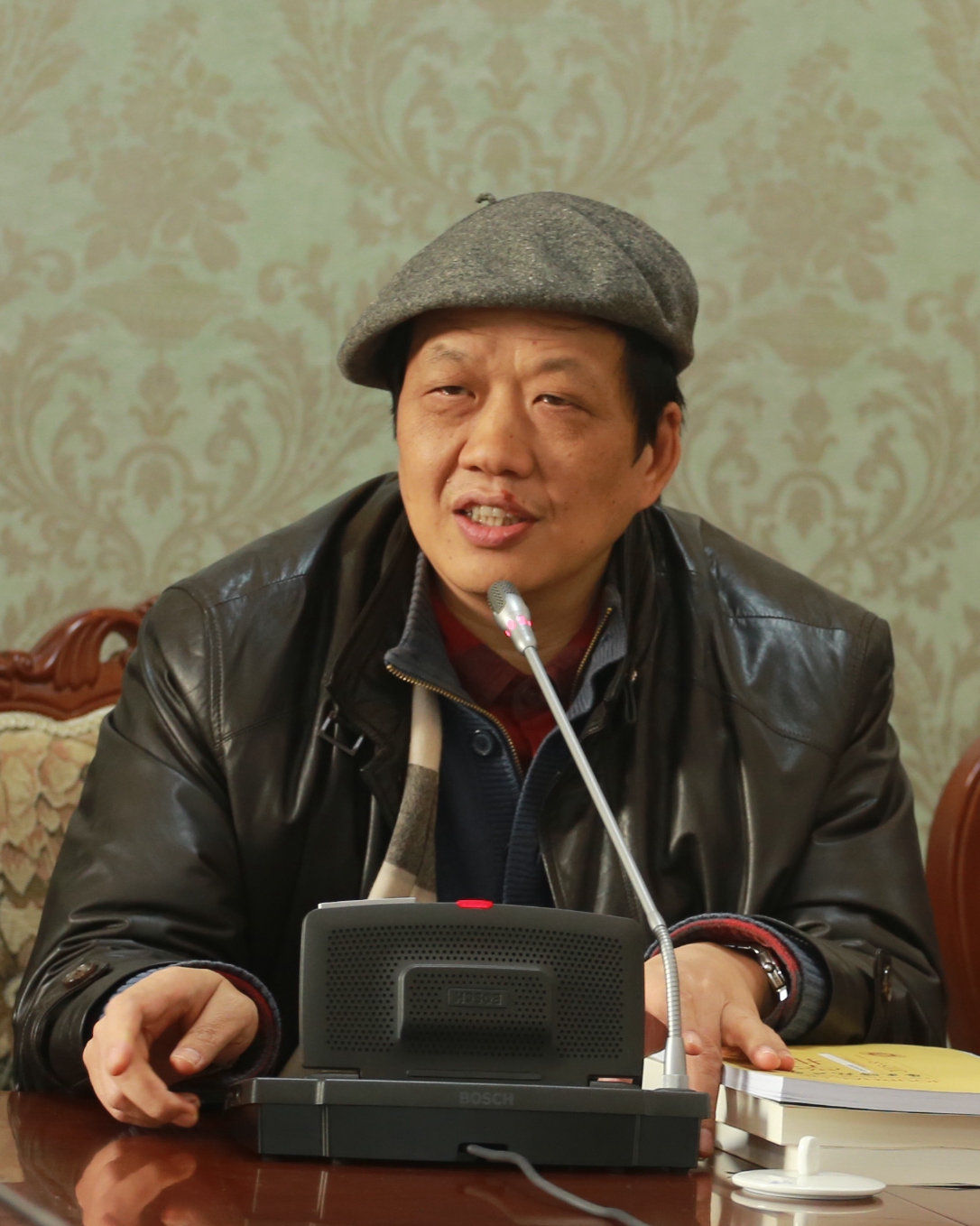 会嘉宾发言